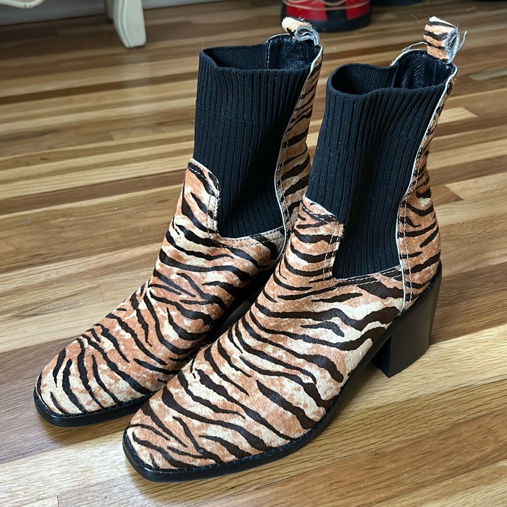 Anthropologie Cheetah 3” Boots